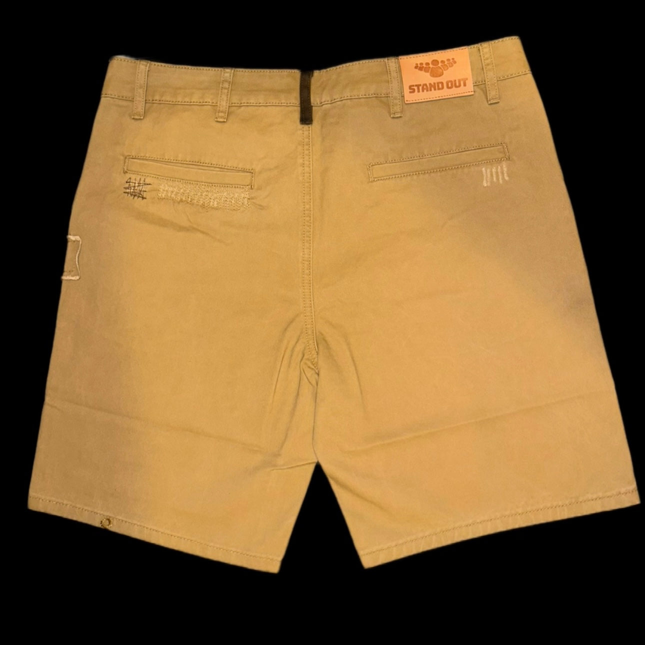 STANDOUT Shorts (Khaki)